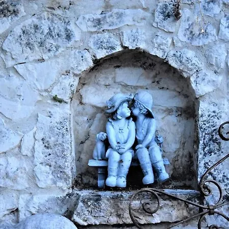 Alta Mare - Up To 13p *