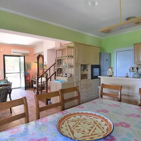 Alta Mare - Up To 13p *