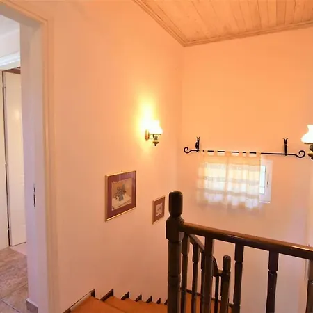 Alta Mare - Up To 13p