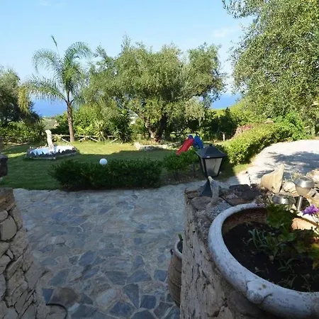 Alta Mare - Up To 13p